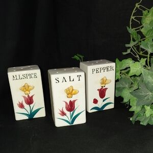 3 Vintage Westwood Spice Containers